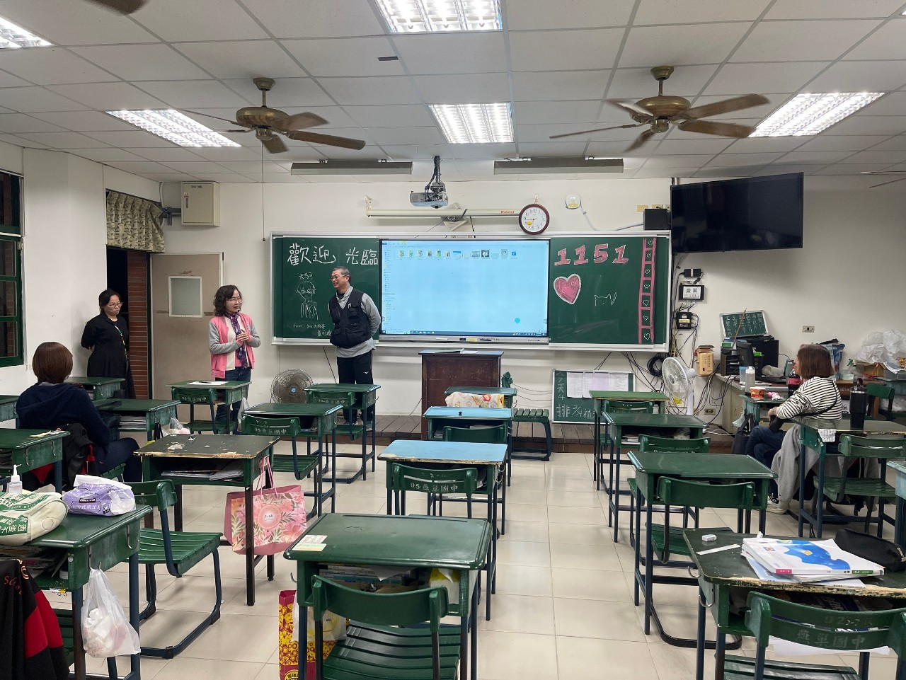 LINE_ALBUM_1140221親師座談會_250226_4.jpg